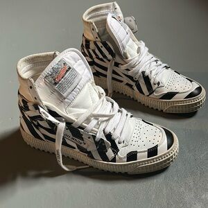 Off white high tops size 7